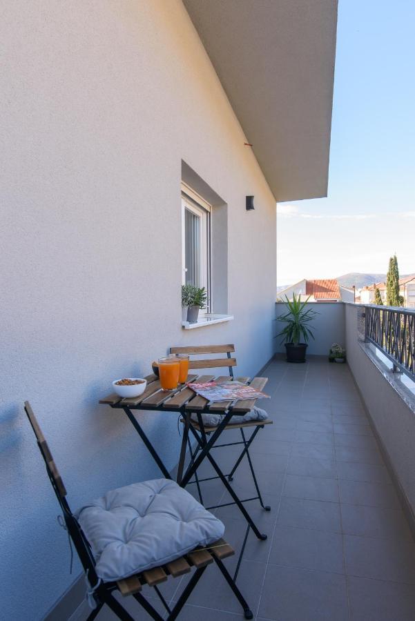 Batinic Apartments Kastela Luaran gambar