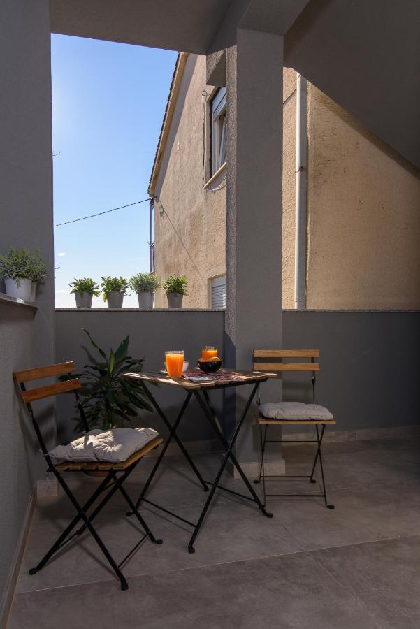 Batinic Apartments Kastela Luaran gambar
